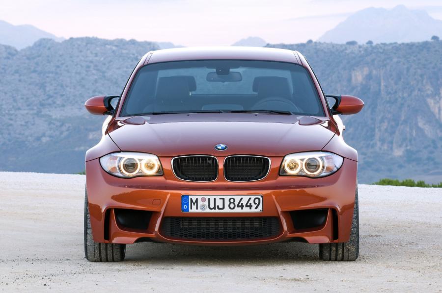  BMW 1-Series M 2011 года  (фото 79 из 79)